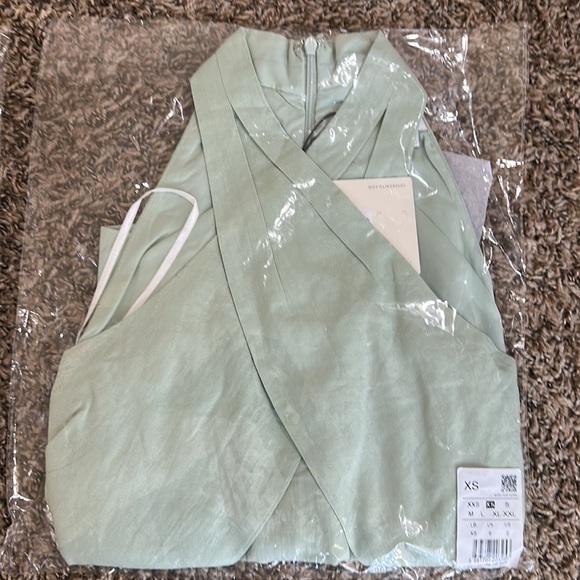 SOLD! NWT Love, Bonito Lana Halter Neck Top in Sage - Picture 3 of 3